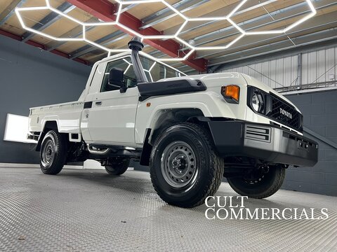 GDJ 79 Single Cab Basic NO DPF 2.8 2dr Pickup Automatic Diesel