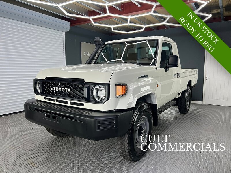 GDJ 79 Single Cab Basic NO DPF 2.8 2dr Pickup Automatic Diesel