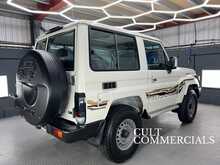 Toyota Land Cruiser GRJ 71 DLX 