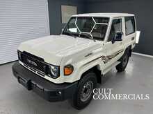 Toyota Land Cruiser GRJ 71 DLX 