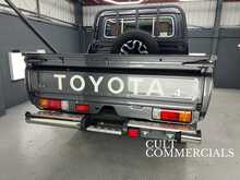 Toyota Land Cruiser GDJ 79 Double Cab LX 