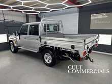 Toyota Land Cruiser RHD VDJ 79 Double Cab Workmate 