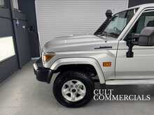 Toyota Land Cruiser RHD VDJ 79 Double Cab Workmate 
