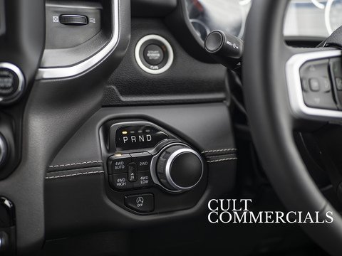 Bighorn RHD CC Exclusive 5.7 4dr Pickup Automatic Petrol