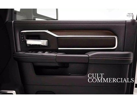 6.7 CUMMINS Turbo Diesel RIGHT HAND DRIVE 6.7 Pickup Automatic Diesel