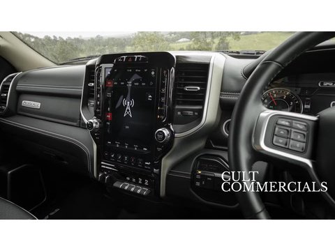 6.7 CUMMINS Turbo Diesel RIGHT HAND DRIVE 6.7 Pickup Automatic Diesel