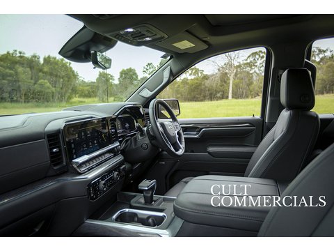 LZT Premium 1500 RIGHT HAND DRIVE 25MY 6.2 Pickup Automatic Petrol