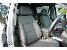 6.6 V8 DURAMAX Turbo Diesel RIGHT HAND DRIVE