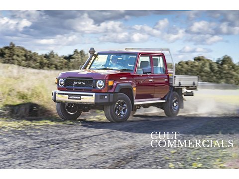 79 70 Series Double Cab Pickup RHD 2.8 4dr Tray Back Automatic Diesel