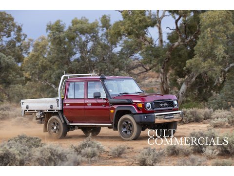 79 70 Series Double Cab Pickup RHD 2.8 4dr Tray Back Automatic Diesel