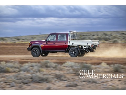 79 70 Series Double Cab Pickup RHD 2.8 4dr Tray Back Automatic Diesel