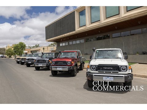 79 70 Series Single Cab RHD 2.8 2dr Tray Back Automatic Diesel