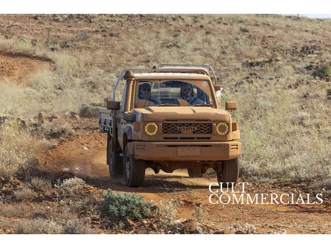 79 70 Series Single Cab RHD 2.8 2dr Tray Back Automatic Diesel