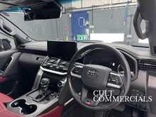 Toyota Land Cruiser 300 GR Sport 