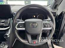 Toyota Land Cruiser 300 GR Sport 