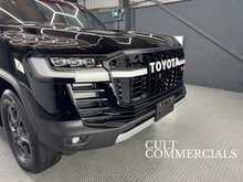 Toyota Land Cruiser 300 GR Sport 