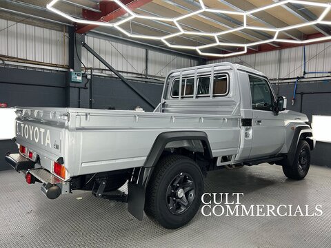 GRJ 79 Single Cab SDLX 4.0 2dr Pickup Automatic Petrol