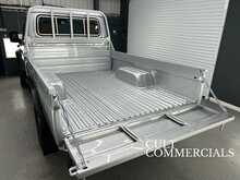 Toyota Land Cruiser GRJ 79 Single Cab SDLX 