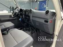 Toyota Land Cruiser HZJ 79 Single Cab 