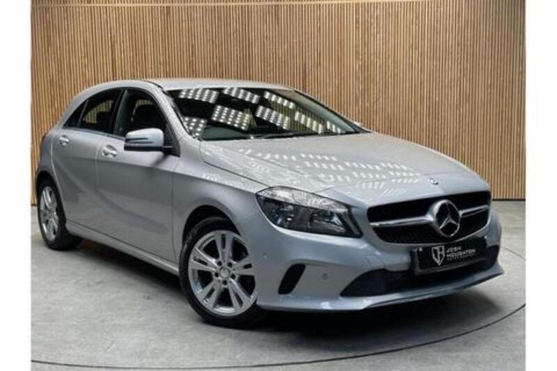 Mercedes-Benz A Class 1.5 A180d Sport (Executive) Hatchback 5dr Diesel 7G-DCT Euro 6 (s/s) (109 ps) - U364