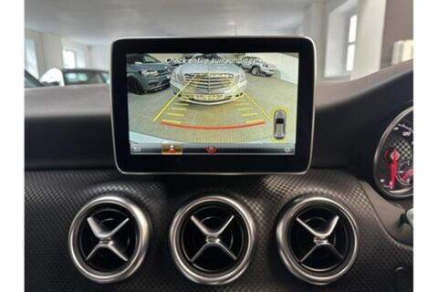 Mercedes-Benz A Class 1.5 A180d Sport (Executive) Hatchback 5dr Diesel 7G-DCT Euro 6 (s/s) (109 ps) - U364