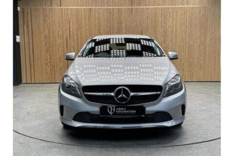 Mercedes-Benz A Class 1.5 A180d Sport (Executive) Hatchback 5dr Diesel 7G-DCT Euro 6 (s/s) (109 ps) - U364