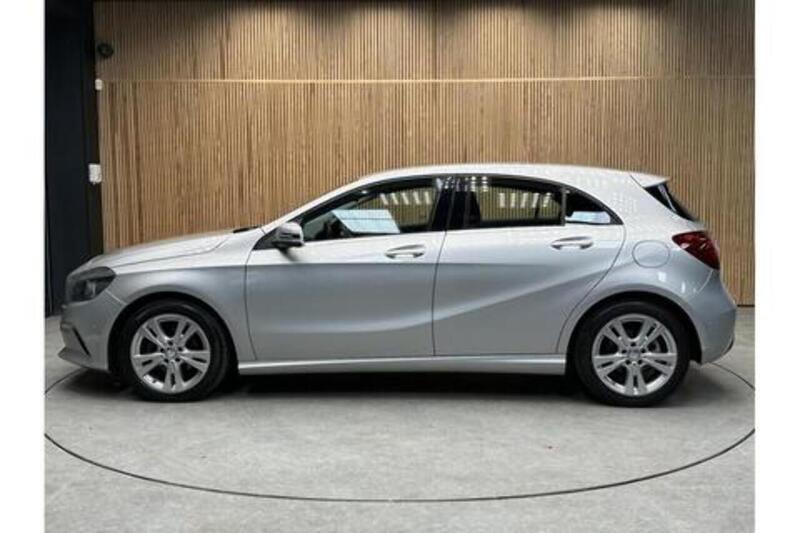 Mercedes-Benz A Class 1.5 A180d Sport (Executive) Hatchback 5dr Diesel 7G-DCT Euro 6 (s/s) (109 ps) - U364