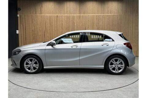 Mercedes-Benz A Class 1.5 A180d Sport (Executive) Hatchback 5dr Diesel 7G-DCT Euro 6 (s/s) (109 ps) - U364