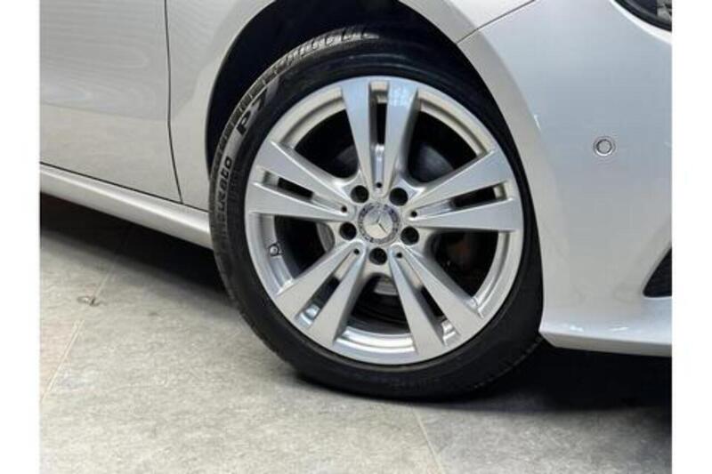 Mercedes-Benz A Class 1.5 A180d Sport (Executive) Hatchback 5dr Diesel 7G-DCT Euro 6 (s/s) (109 ps) - U364