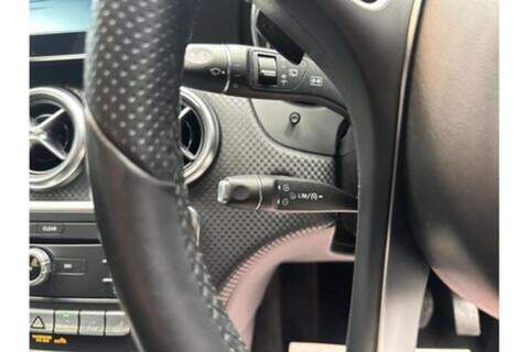 Mercedes-Benz A Class 1.5 A180d Sport (Executive) Hatchback 5dr Diesel 7G-DCT Euro 6 (s/s) (109 ps) - U364