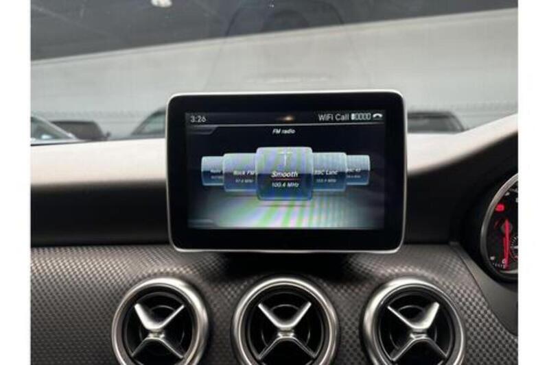 Mercedes-Benz A Class 1.5 A180d Sport (Executive) Hatchback 5dr Diesel 7G-DCT Euro 6 (s/s) (109 ps) - U364