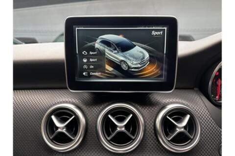 Mercedes-Benz A Class 1.5 A180d Sport (Executive) Hatchback 5dr Diesel 7G-DCT Euro 6 (s/s) (109 ps) - U364