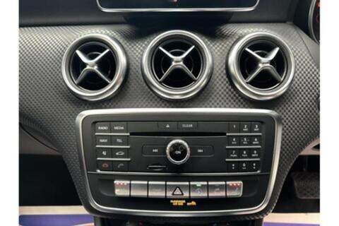 Mercedes-Benz A Class 1.5 A180d Sport (Executive) Hatchback 5dr Diesel 7G-DCT Euro 6 (s/s) (109 ps) - U364