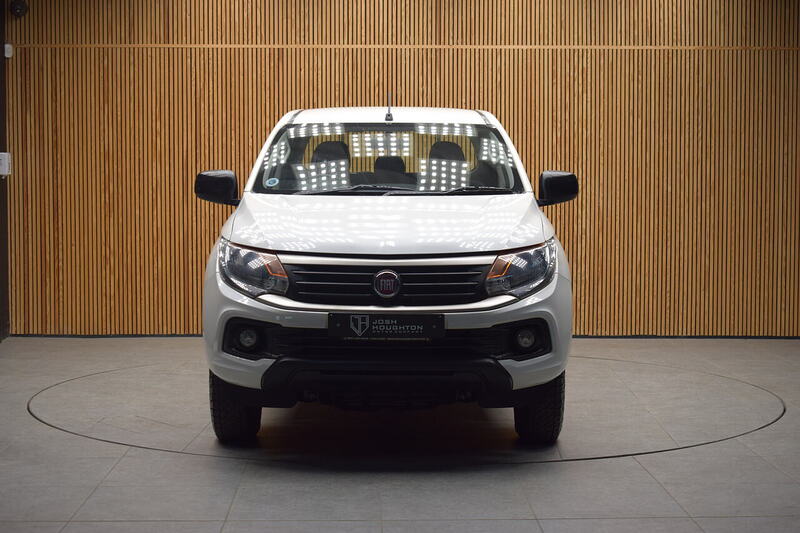 Fiat Fullback 2.4D SX Pickup Double Cab 4dr Diesel Manual 4WD Euro 6 (s/s) (Euro 6) (150 ps) - U407