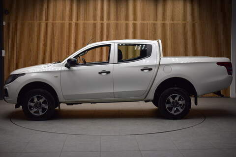 Fiat Fullback 2.4D SX Pickup Double Cab 4dr Diesel Manual 4WD Euro 6 (s/s) (Euro 6) (150 ps) - U407