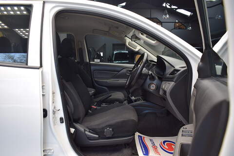 Fiat Fullback 2.4D SX Pickup Double Cab 4dr Diesel Manual 4WD Euro 6 (s/s) (Euro 6) (150 ps) - U407