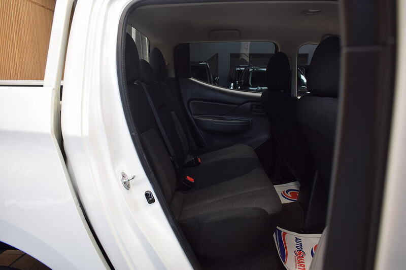 Fiat Fullback 2.4D SX Pickup Double Cab 4dr Diesel Manual 4WD Euro 6 (s/s) (Euro 6) (150 ps) - U407