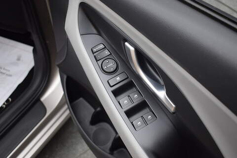 Hyundai i30 1.4 T-GDi Premium SE Tourer 5dr Petrol DCT Euro 6 (s/s) (140 ps) - U421