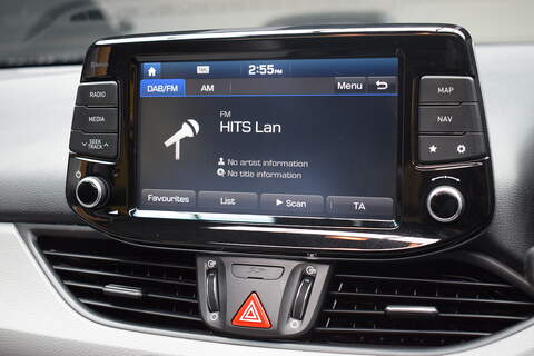 Hyundai i30 1.4 T-GDi Premium SE Tourer 5dr Petrol DCT Euro 6 (s/s) (140 ps) - U421