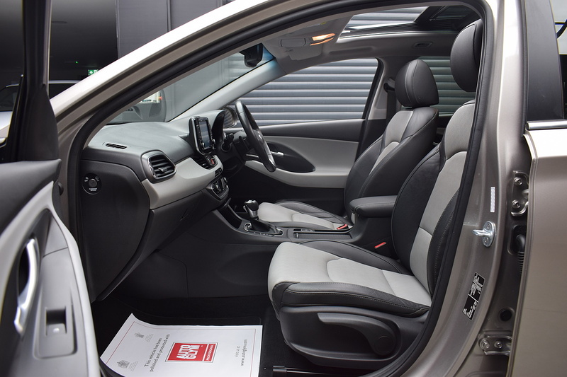 Hyundai i30 1.4 T-GDi Premium SE Tourer 5dr Petrol DCT Euro 6 (s/s) (140 ps) - U421