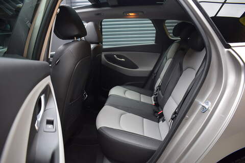 Hyundai i30 1.4 T-GDi Premium SE Tourer 5dr Petrol DCT Euro 6 (s/s) (140 ps) - U421