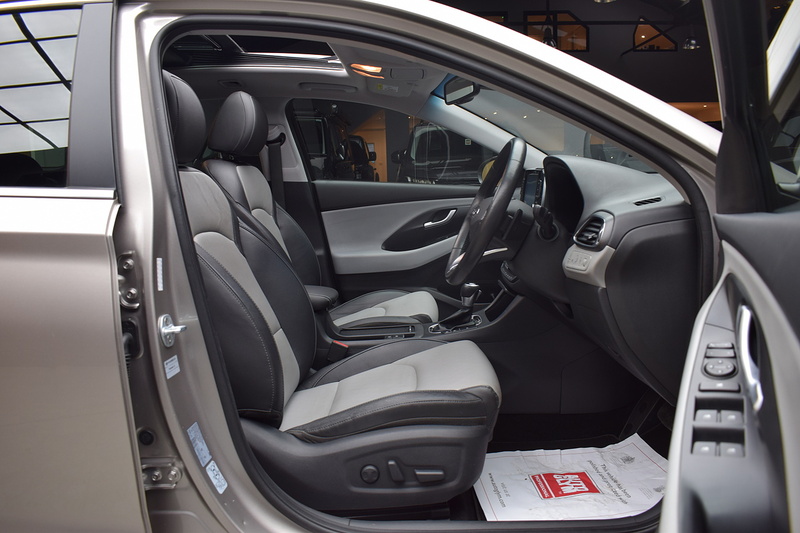 Hyundai i30 1.4 T-GDi Premium SE Tourer 5dr Petrol DCT Euro 6 (s/s) (140 ps) - U421