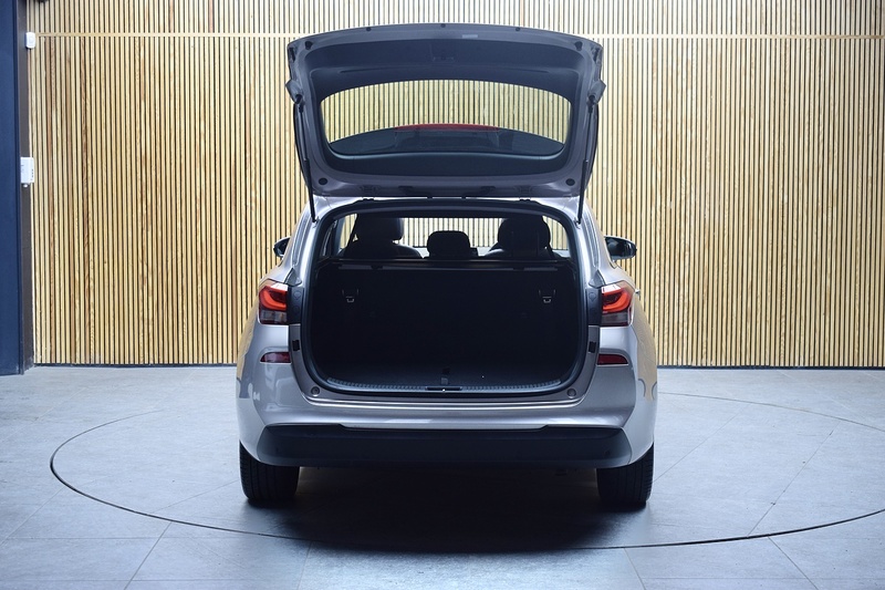 Hyundai i30 1.4 T-GDi Premium SE Tourer 5dr Petrol DCT Euro 6 (s/s) (140 ps) - U421