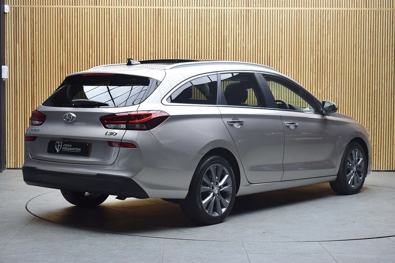 Hyundai i30 1.4 T-GDi Premium SE Tourer 5dr Petrol DCT Euro 6 (s/s) (140 ps) - U421