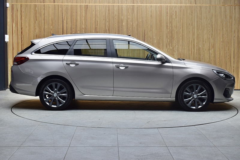 Hyundai i30 1.4 T-GDi Premium SE Tourer 5dr Petrol DCT Euro 6 (s/s) (140 ps) - U421