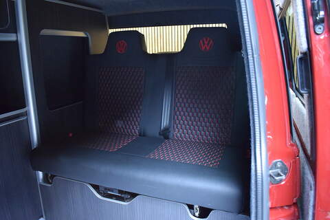 Volkswagen Transporter TDI T28 Highline - U453