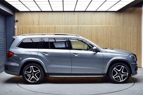 Mercedes-Benz GL Class 3.0 GL350 V6 BlueTEC AMG Sport SUV 5dr Diesel G-Tronic+ 4WD Euro 6 (s/s) (258 ps) - U455