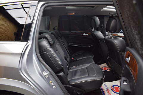 Mercedes-Benz GL Class 3.0 GL350 V6 BlueTEC AMG Sport SUV 5dr Diesel G-Tronic+ 4WD Euro 6 (s/s) (258 ps) - U455