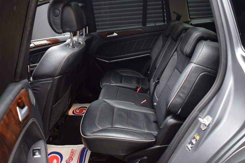 Mercedes-Benz GL Class 3.0 GL350 V6 BlueTEC AMG Sport SUV 5dr Diesel G-Tronic+ 4WD Euro 6 (s/s) (258 ps) - U455