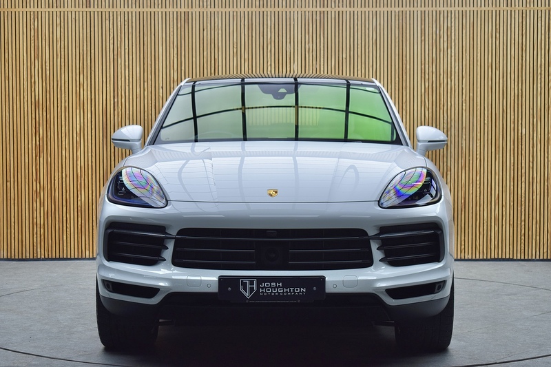 Porsche Cayenne 3.0 V6 E-Hybrid 17.9kWh Platinum Edition Coupe 5dr Petrol Plug-in Hybrid TiptronicS 4WD Euro 6 (s/s) - U535